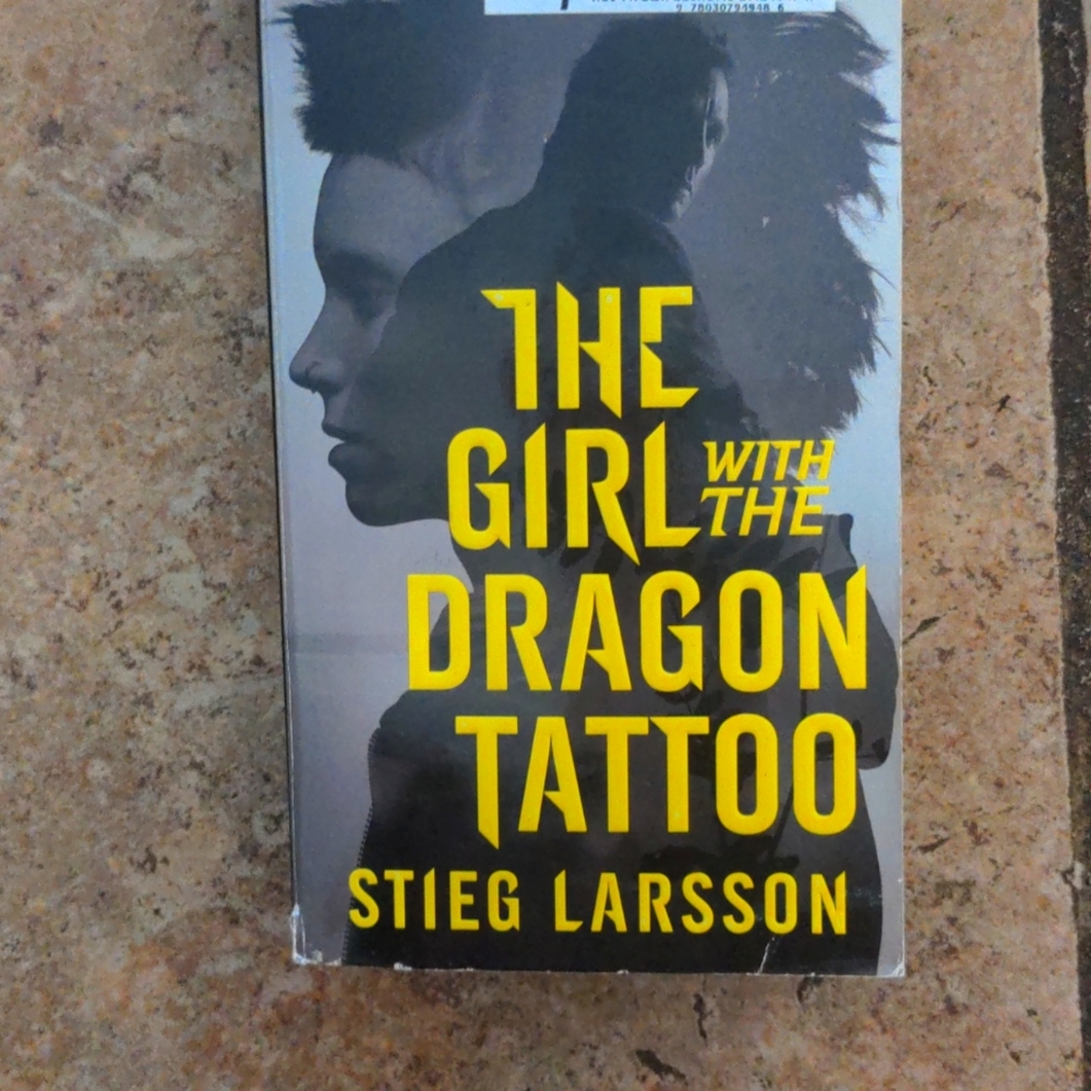 Book Set The Girl with the Dragon Tattoo  Steig Larson excellent condition!
